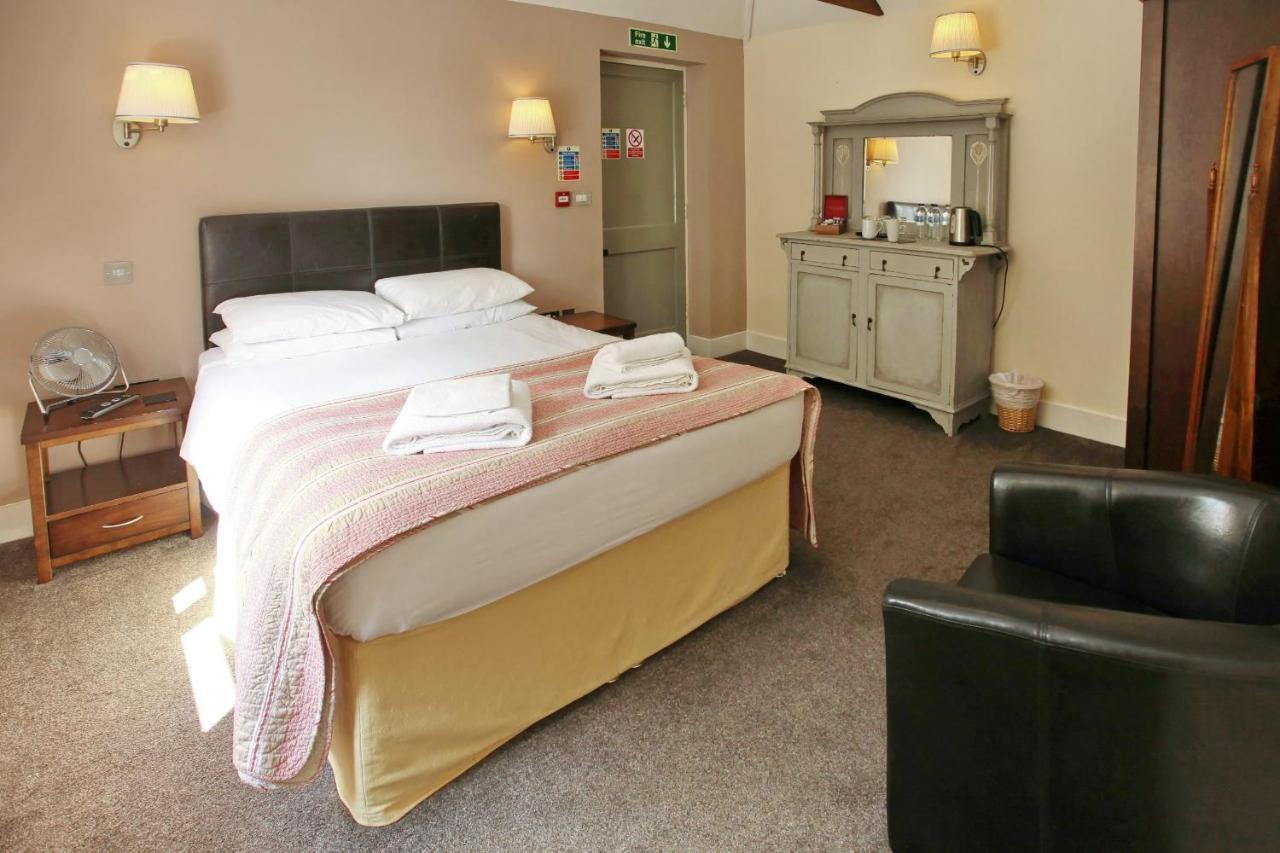 Hotel The Barleycorn Marlborough Exterior foto